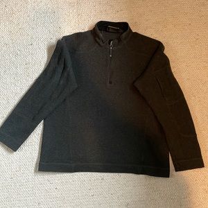 Mountain Hardwear 1/4 zip sweater size XL